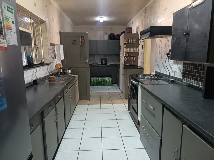 4 Bedroom Property for Sale in Carters Glen Northern Cape